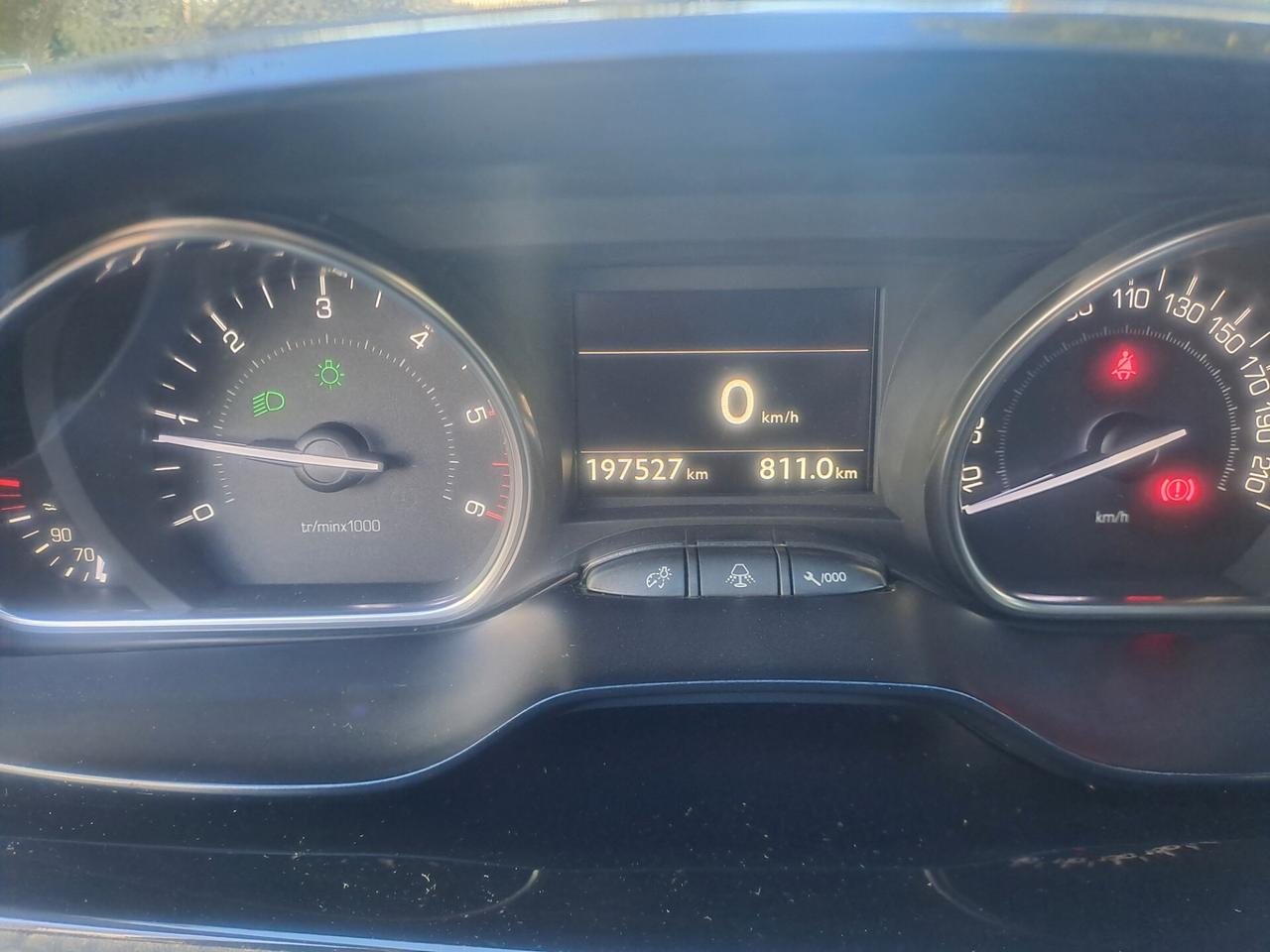 Peugeot 2008 BlueHDi 120 S&S Black Matt