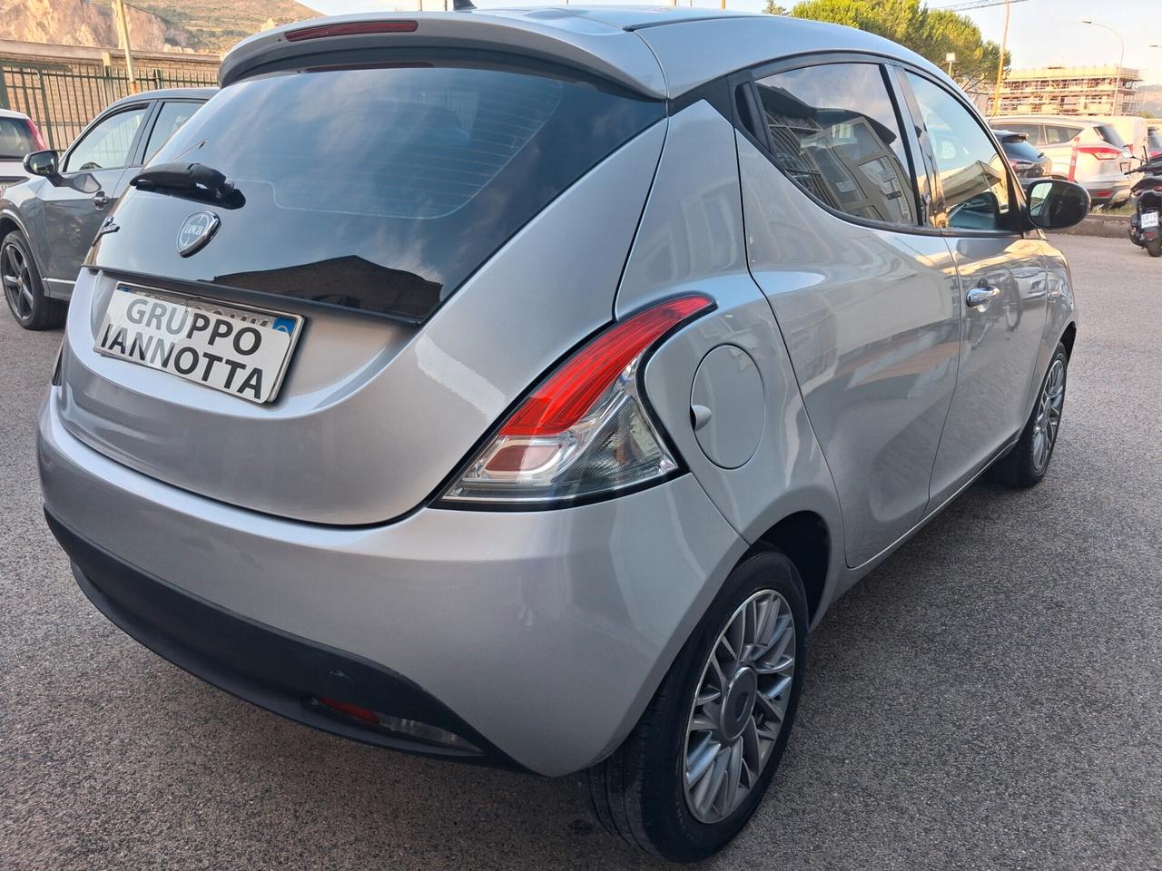 Lancia Ypsilon 1.3 MJT 16V 95 CV 5 porte S&S Gold LEGGI DESCRIZIONE