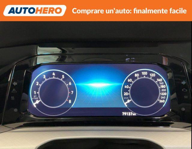 VOLKSWAGEN Golf 1.0 eTSI EVO DSG Life