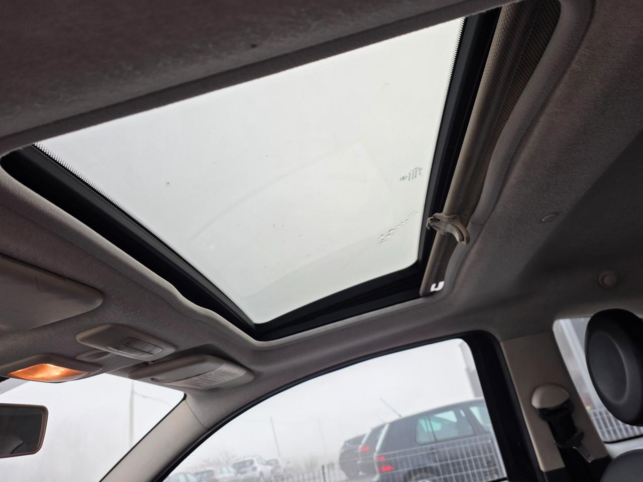 Fiat 500 1.2 Lounge Mat black