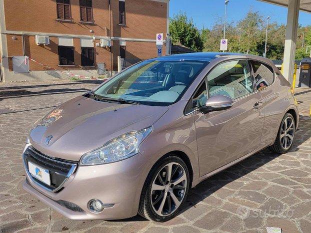 PEUGEOT 208 1.6 8V e-HDi 115 CV 3p. Allure FULL