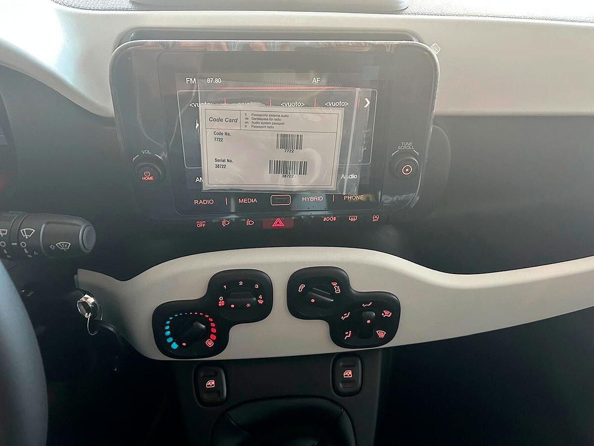 Fiat Panda 1.0 FireFly S&S Hybrid Pandina