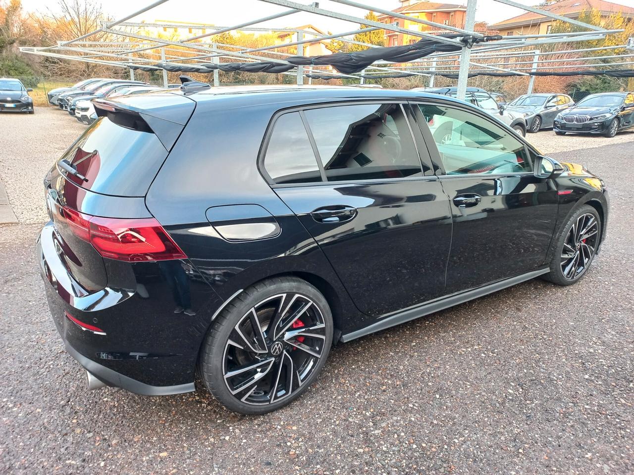 Volkswagen Golf 2.0 TSI GTI DSG