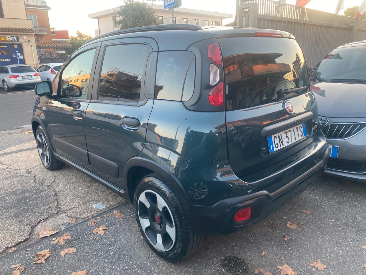 FIAT Panda 1.0 hybrid CROSS 5posti RadioAPP CarPlay