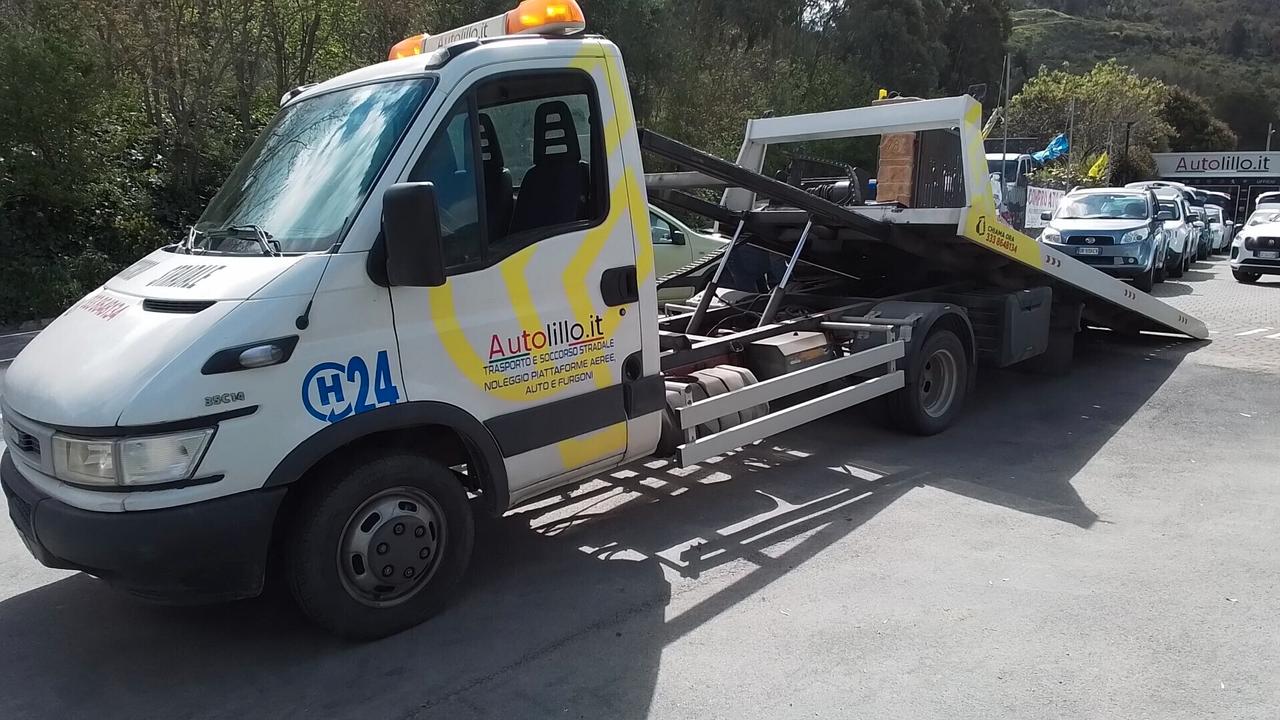 Iveco Daily 35.13 carroattrezzi scarrabile PATENTE B