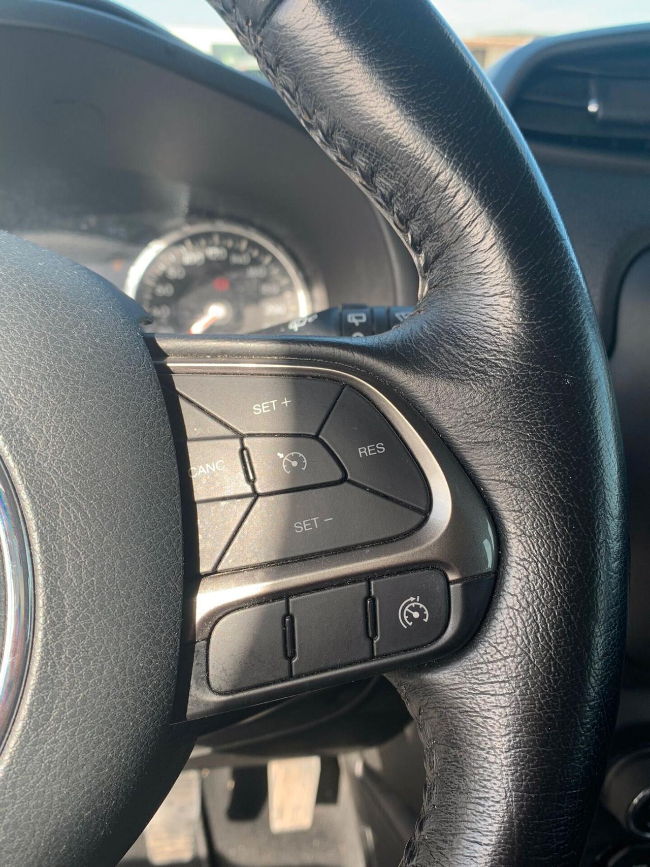 Jeep Renegade Limited FULL LED