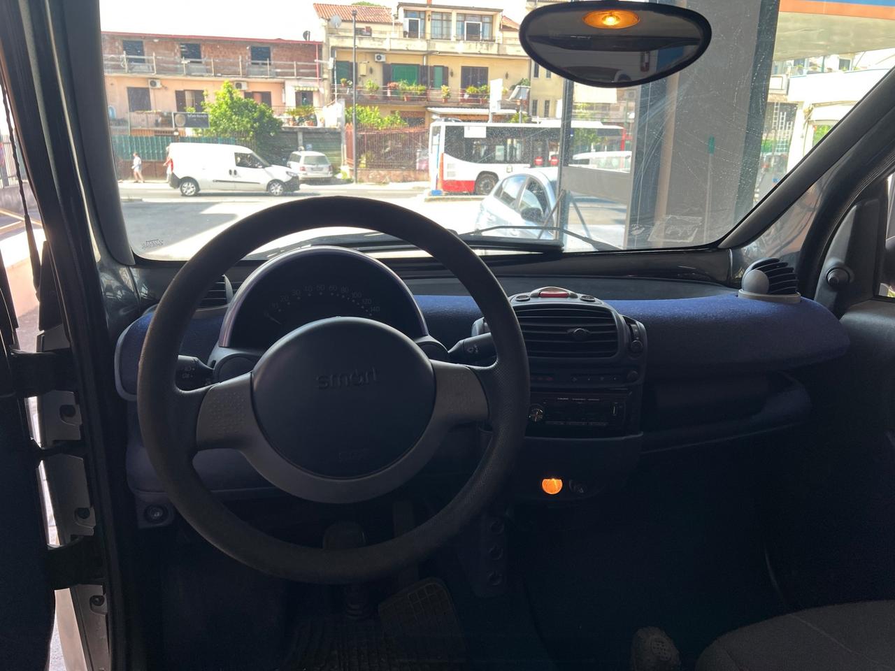 Smart ForTwo 700 coupé pure (37 kW)