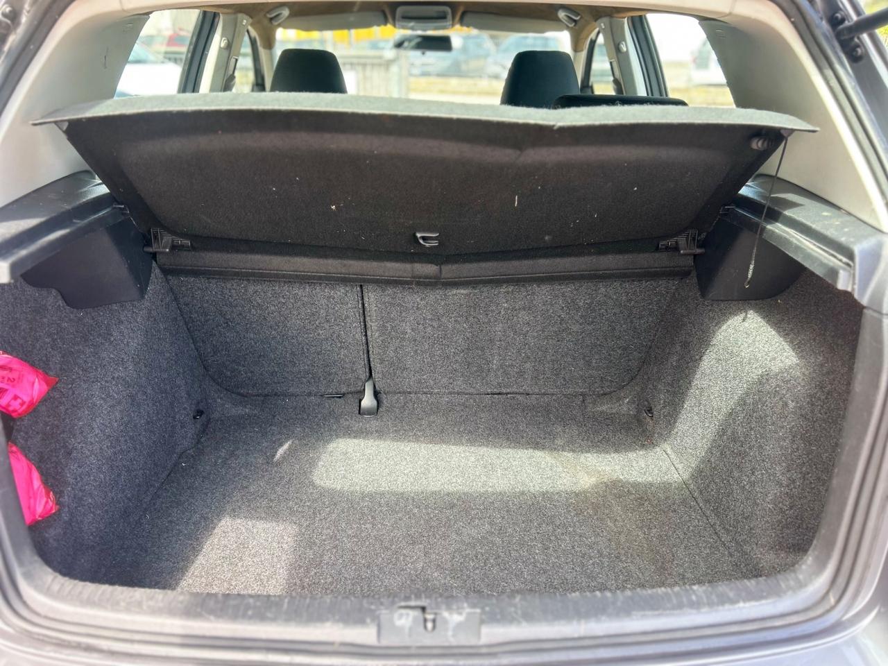 Volkswagen Golf 1.6 TDI DPF 5p. Highline