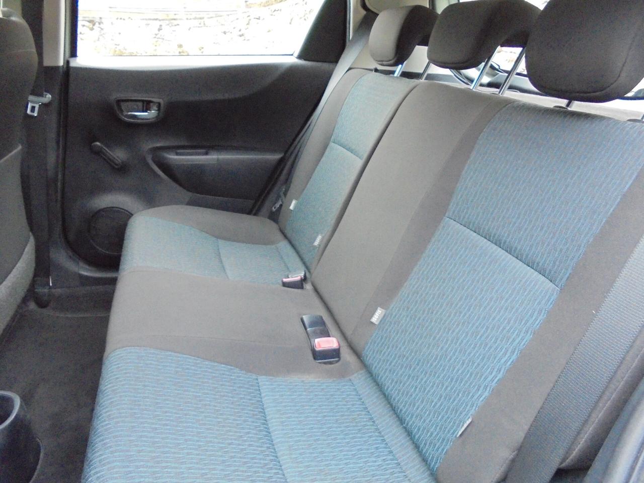 TOYOTA YARIS 1.0 VVT-i ACTIVE – UNIPROPRIETARIO-