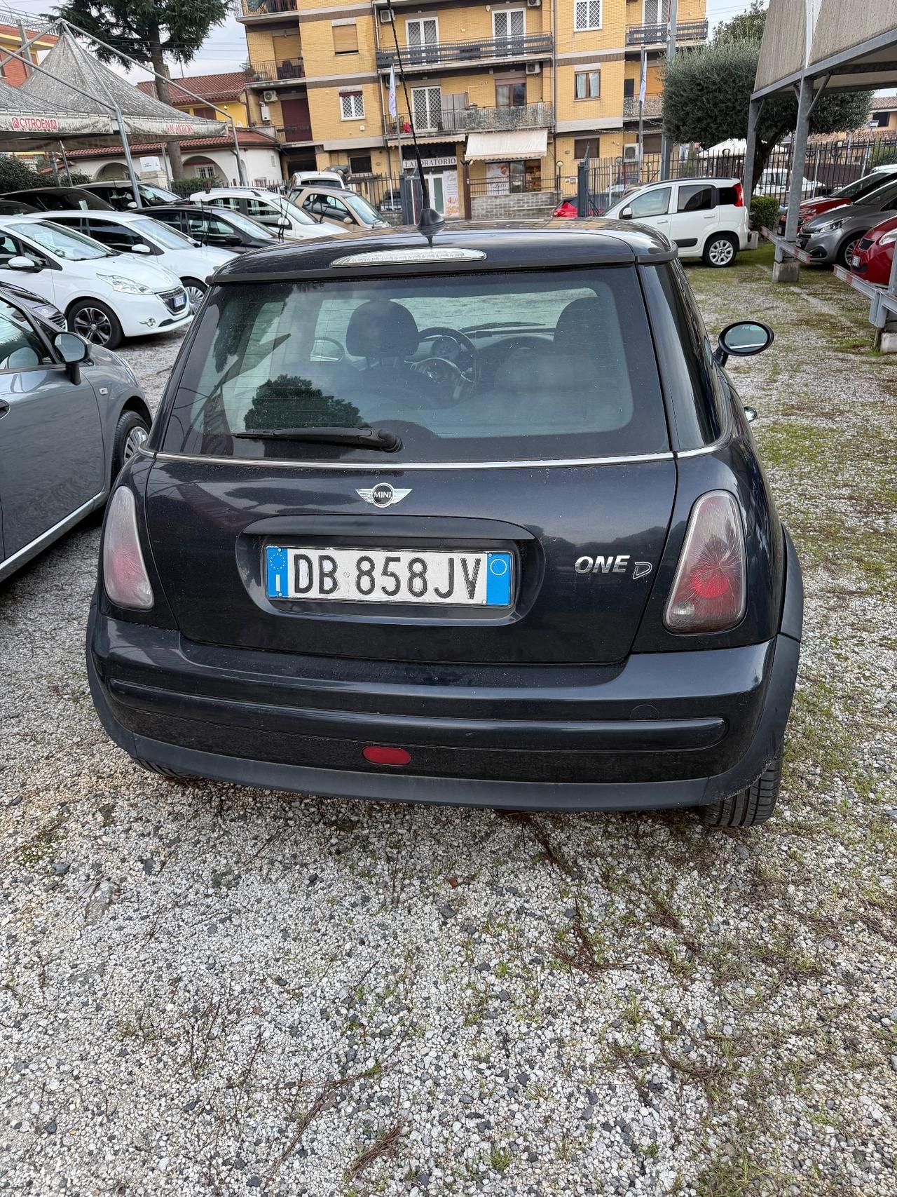 Mini 1.4 tdi One D de luxe