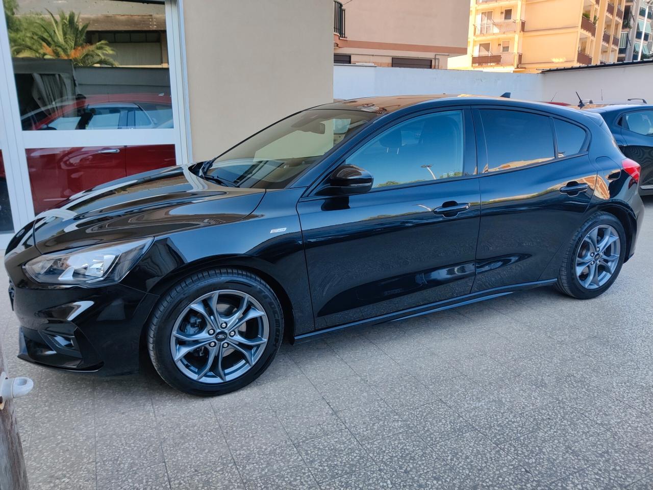 Ford Focus 1.5 Diesel ST-Line