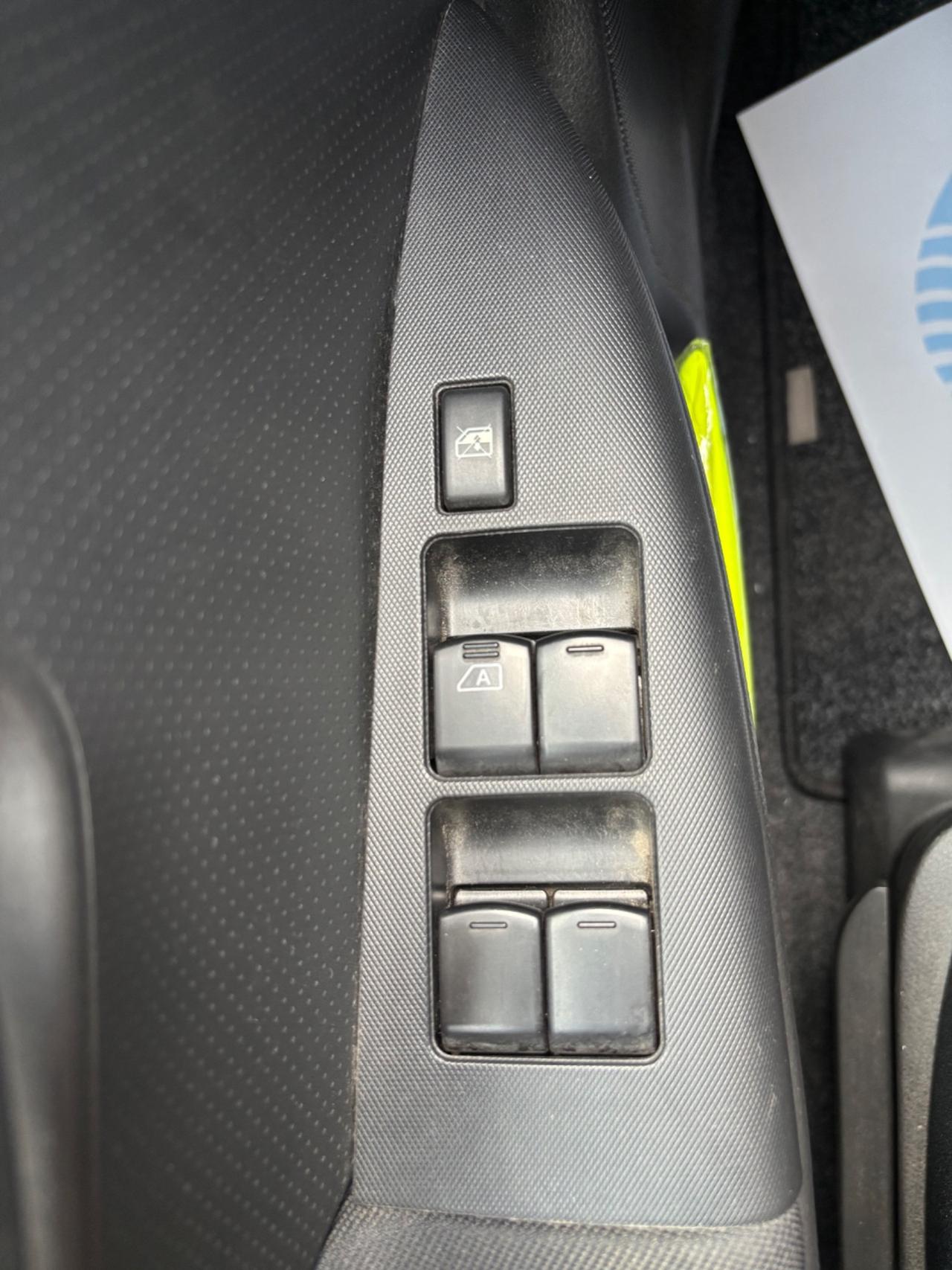 Nissan Note 1.4 16V GPL