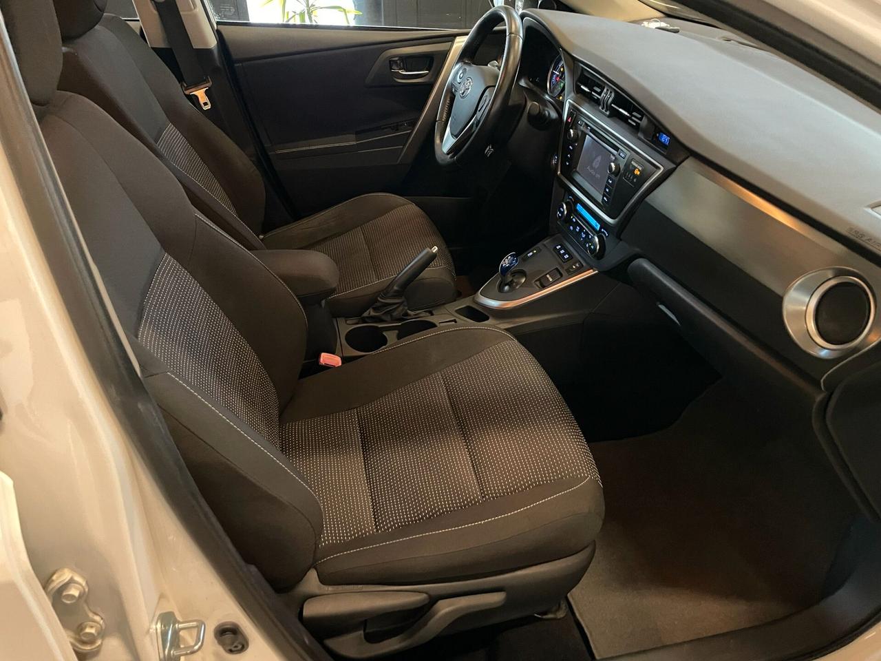 Toyota Auris 1.8 Hybrid Active Eco