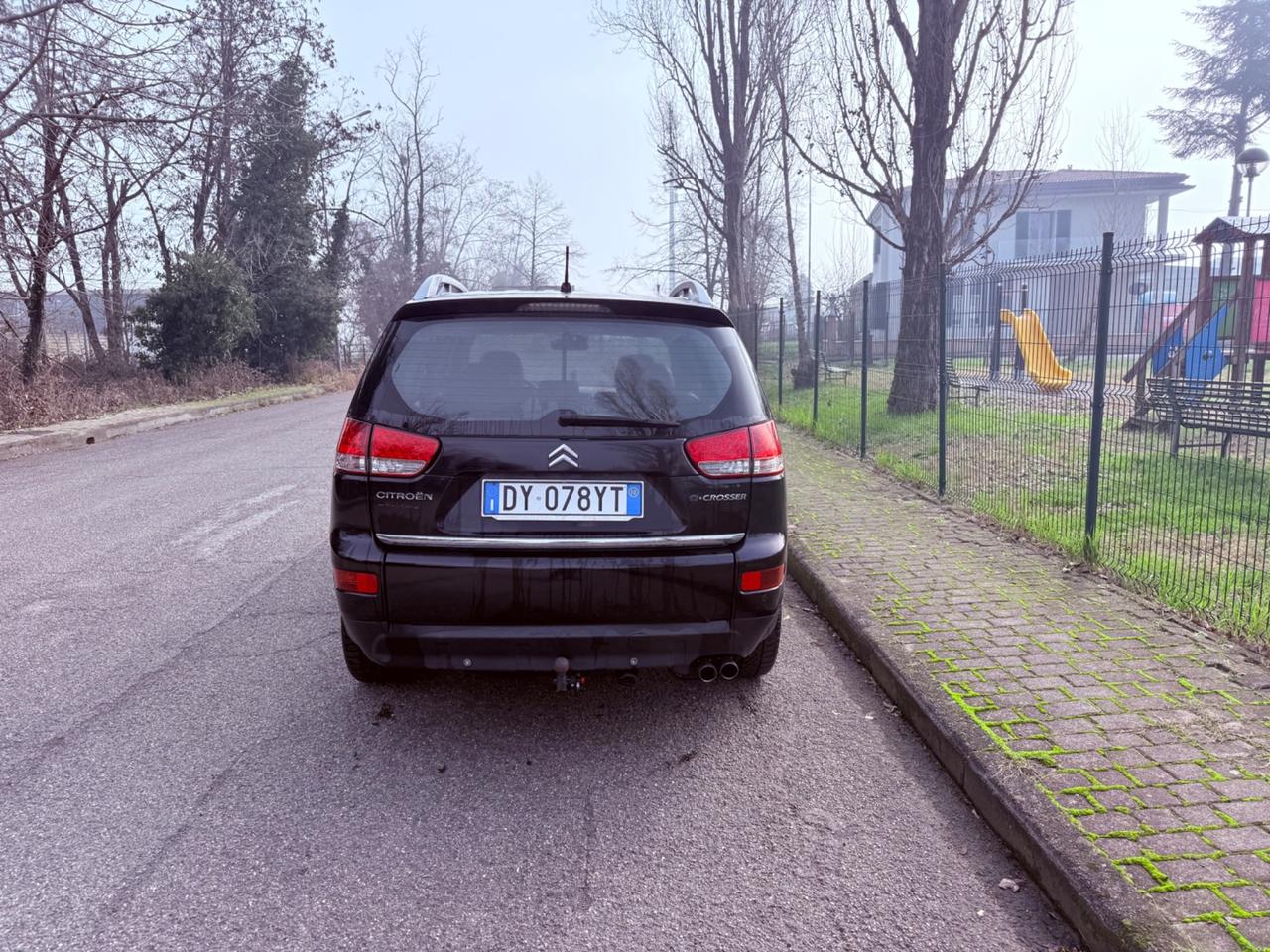 Citroen C-Crosser 2.2 HDi 4X4 - Gancio traino 2500 Kg