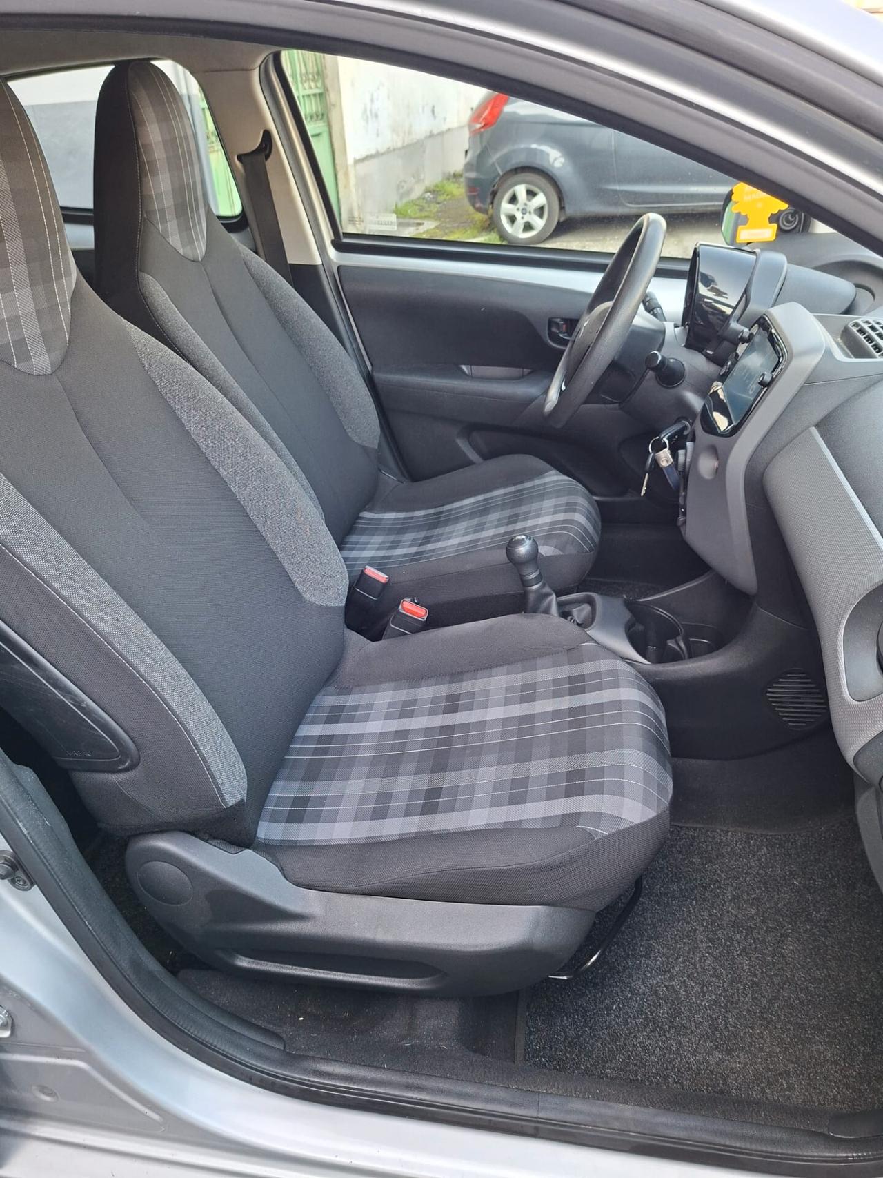 Peugeot 108 VTi 72 S&S 5 porte Allure