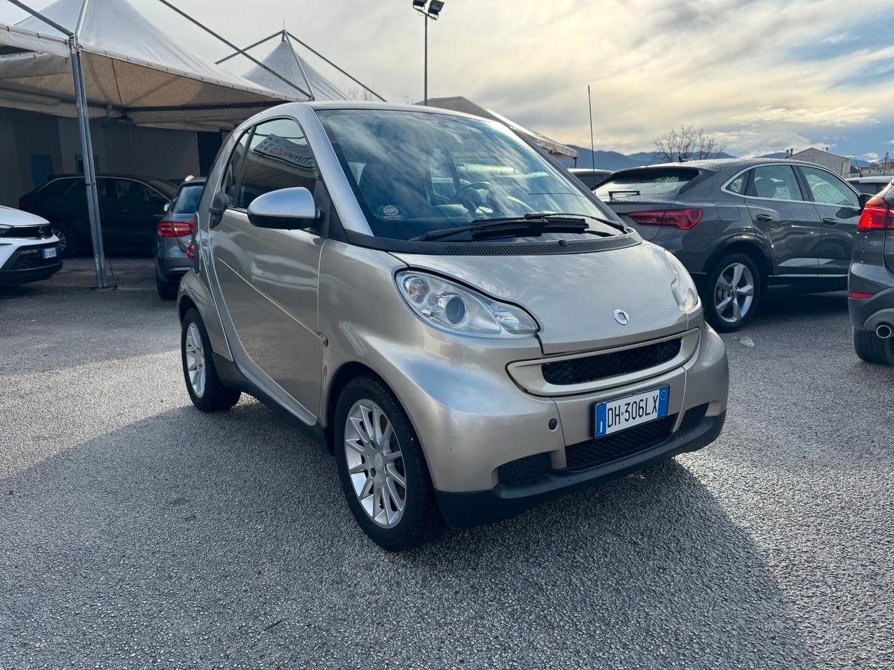 Smart ForTwo 1000 52 kW coupé limited one