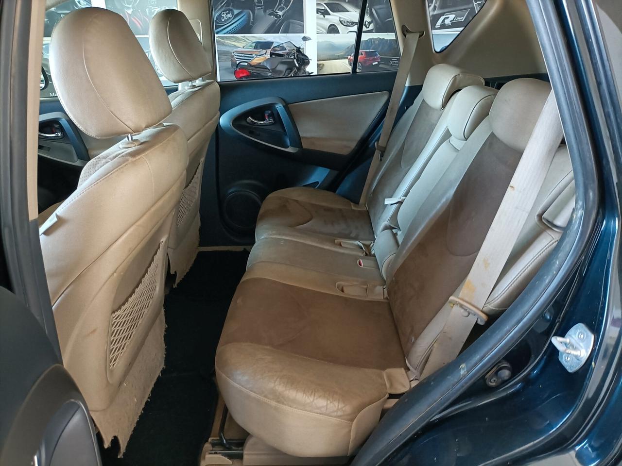 Toyota RAV 4 Crossover 2.2 D-4D 150 CV Lounge 03/2012