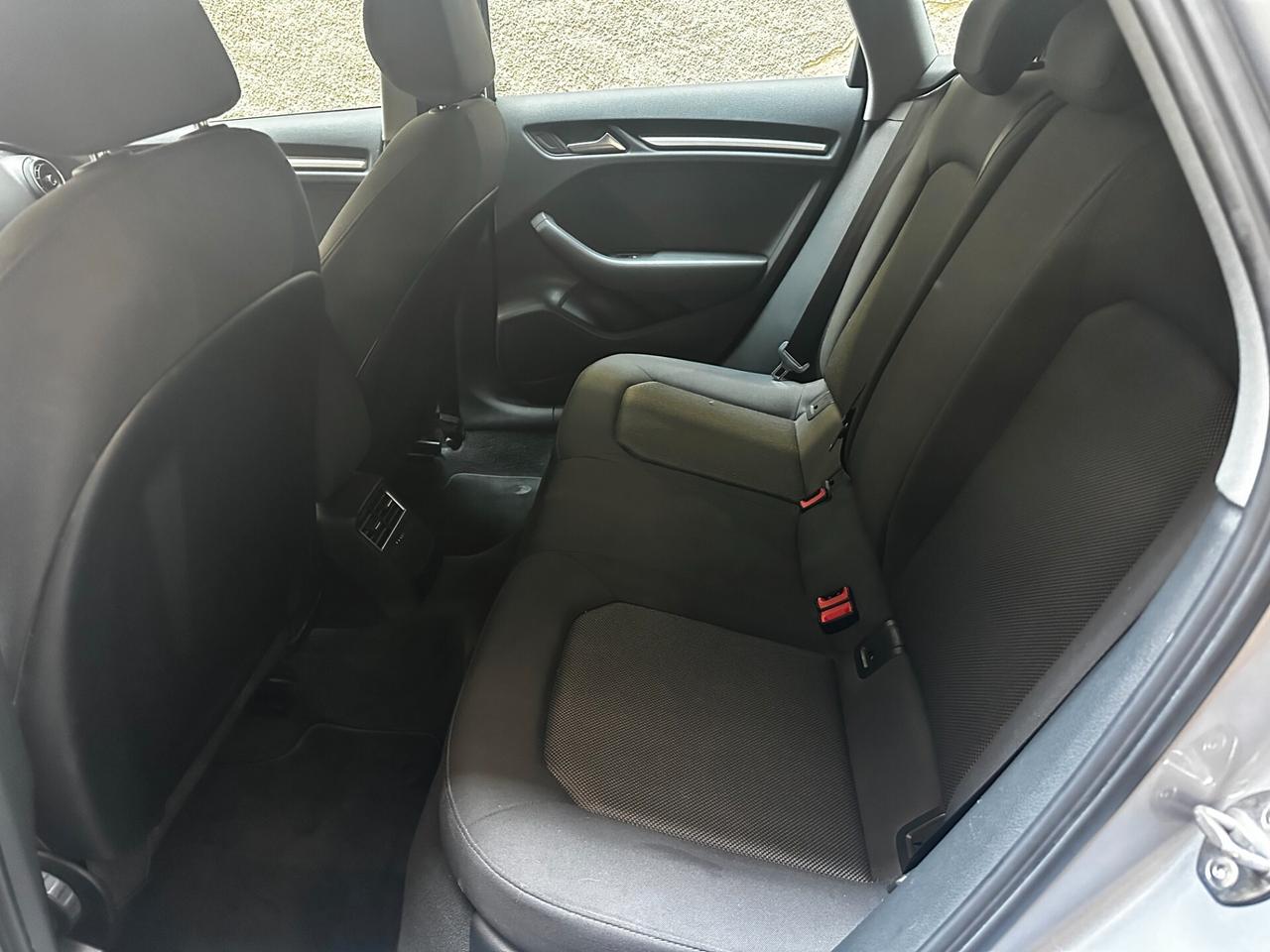 Audi A3 sportback 1.6 TDI 116 CV S tronic Business