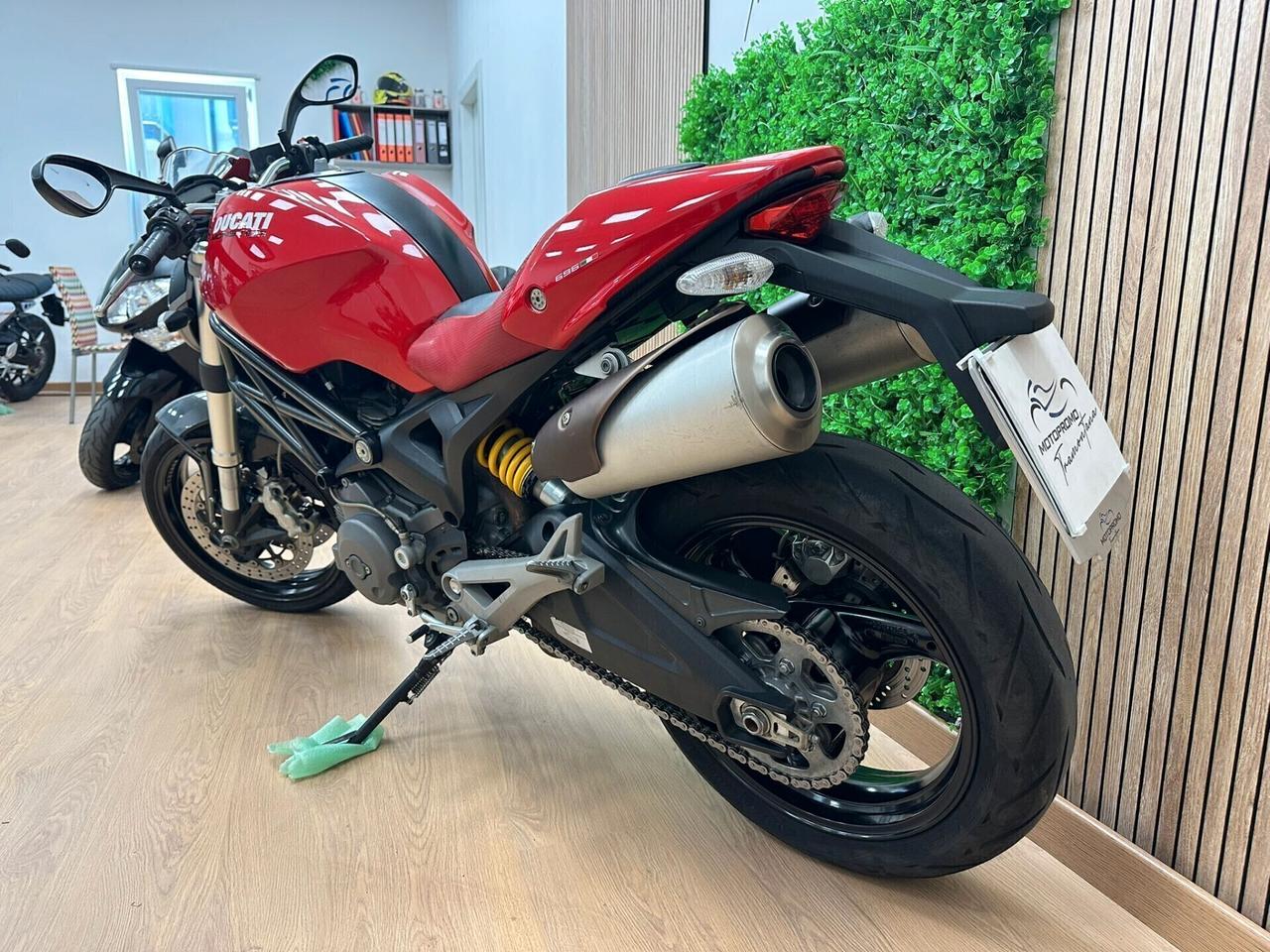 DUCATI MONSTER 696 - 2010 DA 79€ AL MESE