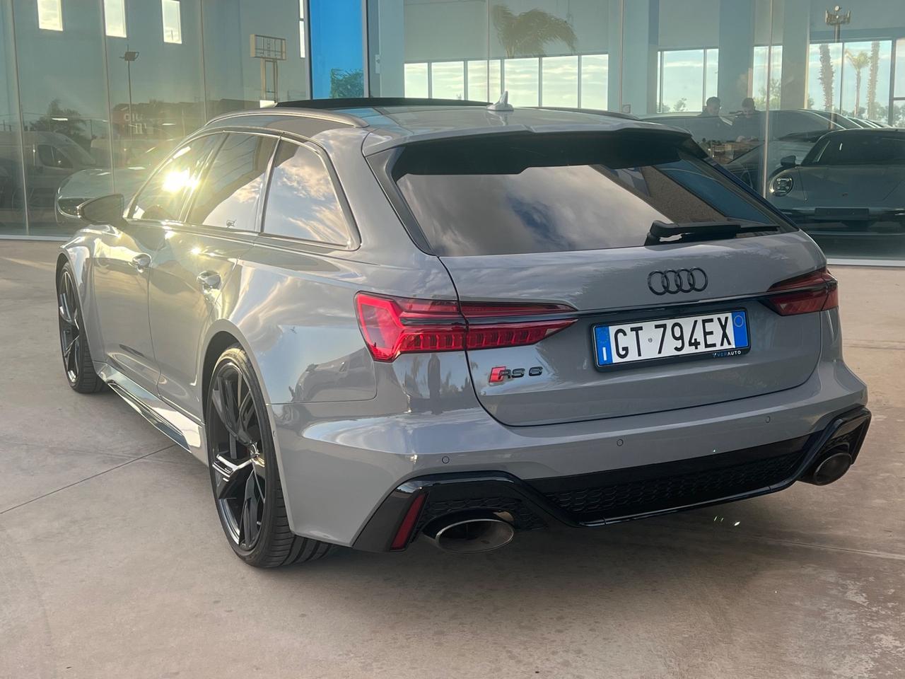 Audi RS6 Avant 4.0 TFSI V8 quattro tiptronic