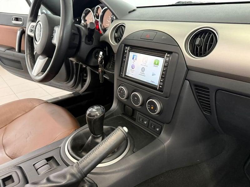 Mazda MX-5 1.8L Phoenix Reloaded 126 cv Roadster