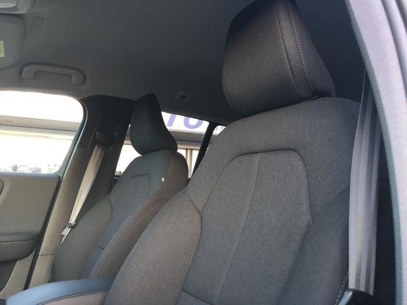Volvo XC40 B3 automatico Essential 12.485 KM!! PARI NUOVO