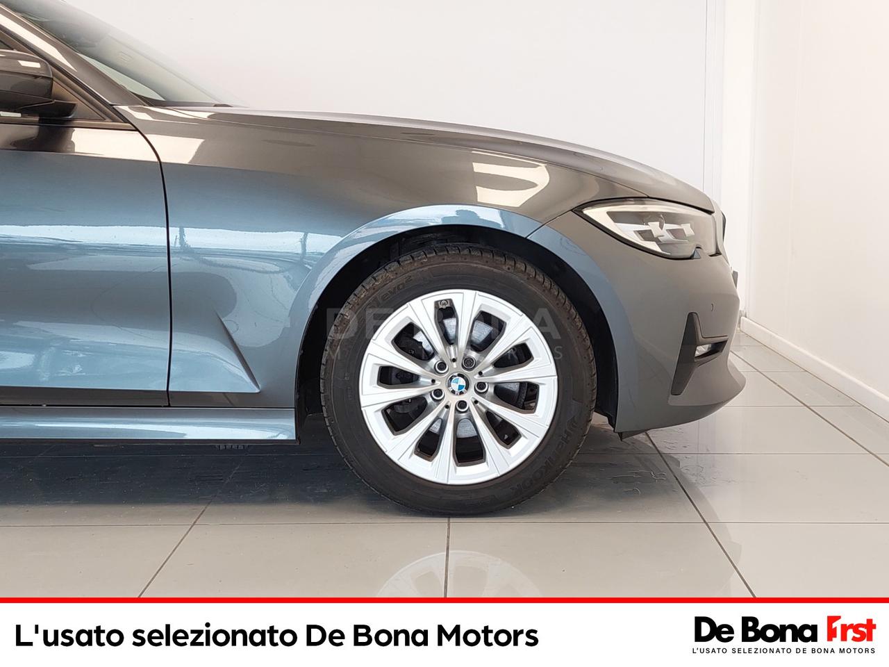 BMW Serie 3 320d touring mhev 48v xdrive auto