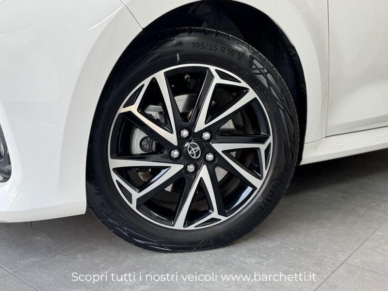 Toyota Yaris Hybrid Trend MY22