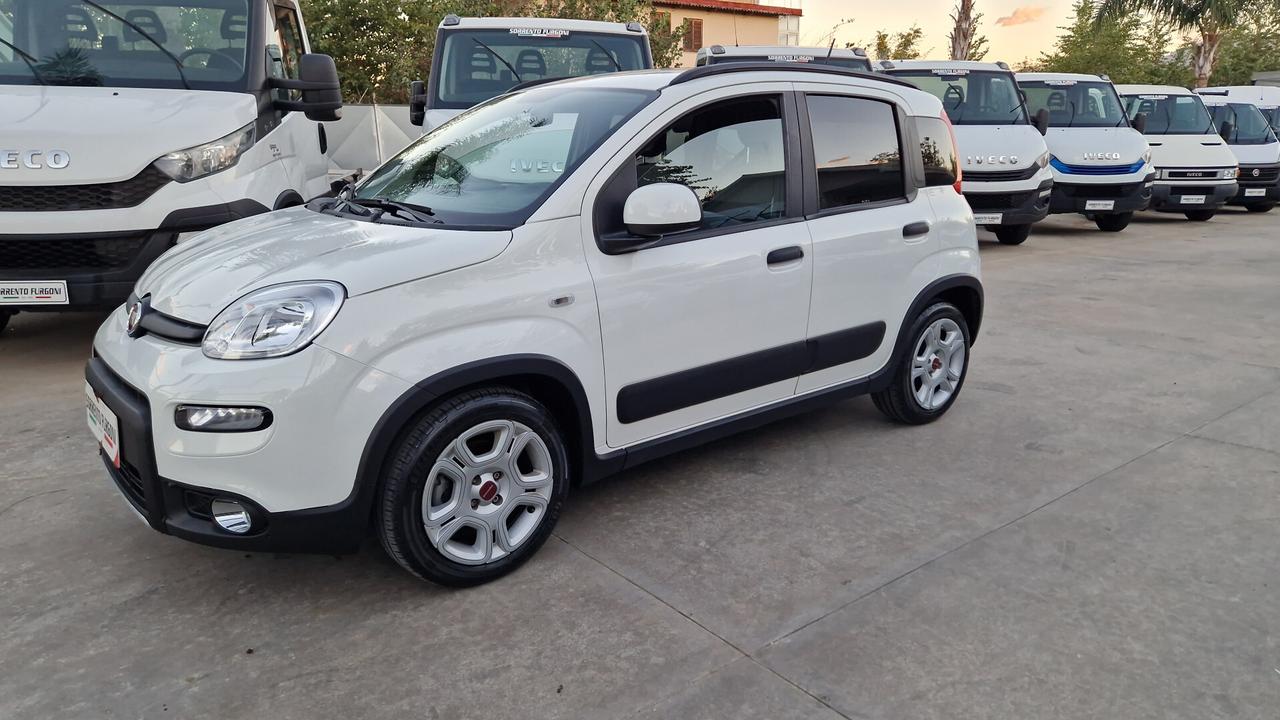 Fiat Panda 1.0 FireFly S&S Hybrid City Cross-PREZZO REALE