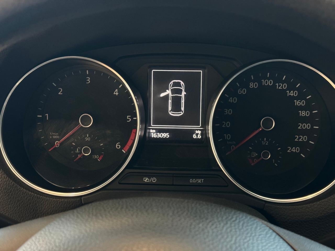 VOLKSWAGEN POLO 1.4cc TDI 90CV 5p. NEOPATENTATI