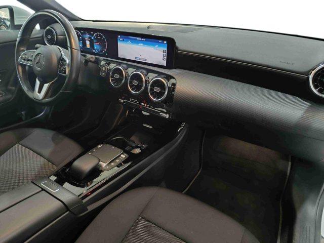 MERCEDES-BENZ CLA 180 d Automatic Shooting Brake Business Extra