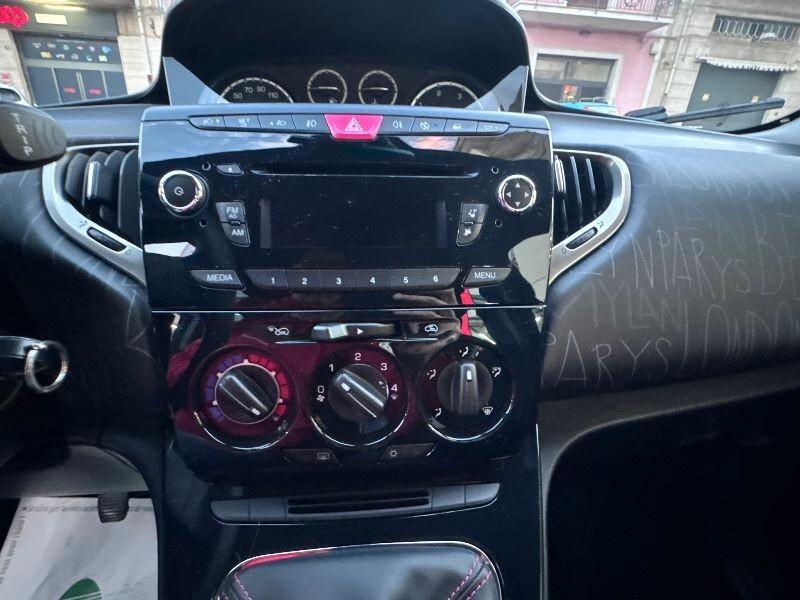 Lancia Ypsilon 1.3 MJT 16V 95 CV 5 porte S&S Gold