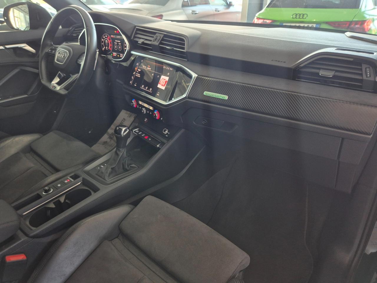 Audi Q3 RS quattro S tronic 2023 - FULL SERVICED