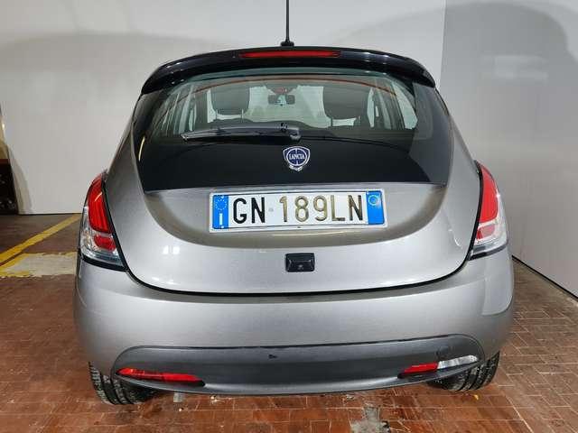 Lancia Ypsilon 1.0 Hybrid 70cv Gold Car Play + Telecamera