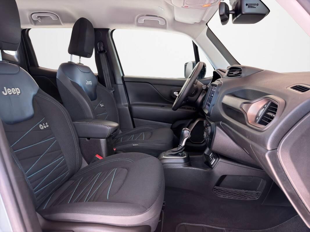 Jeep Renegade 1.5 turbo t4 mhev Upland 2wd 130cv dct