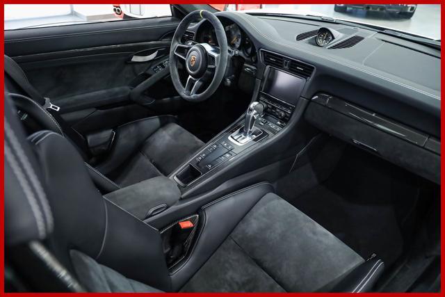 PORSCHE 991 4.0 GT3 RS