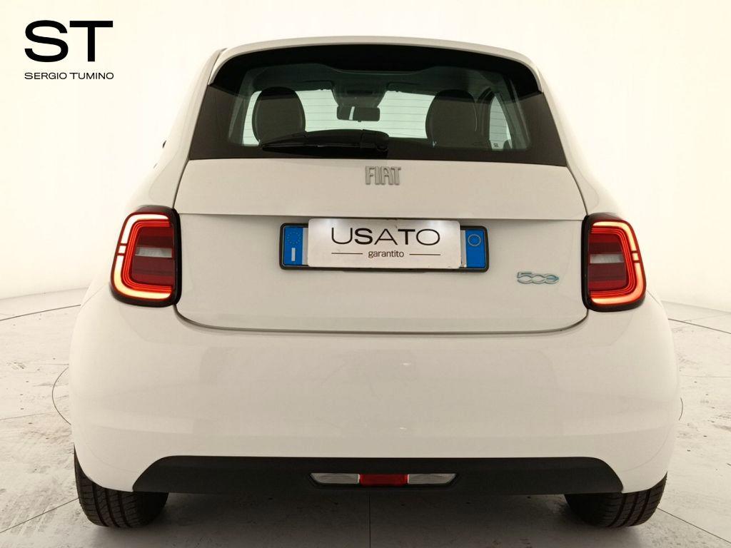 FIAT 500e - 500e Berlina 23,65 kWh Action