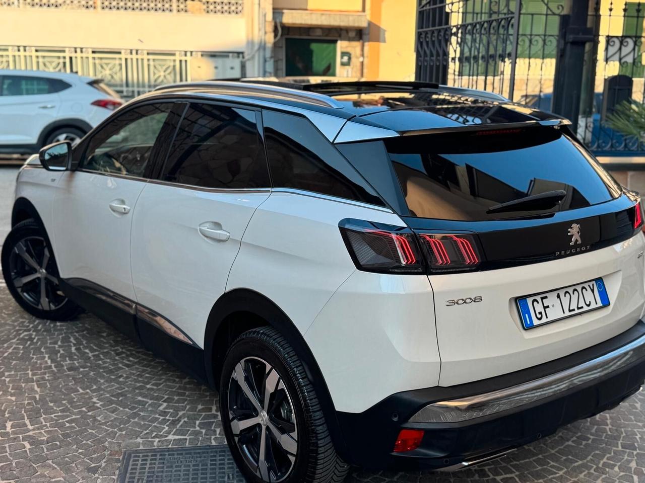 Peugeot 3008 BHDI 130 EAT8 GT Pack TETTO FOCAL FULL