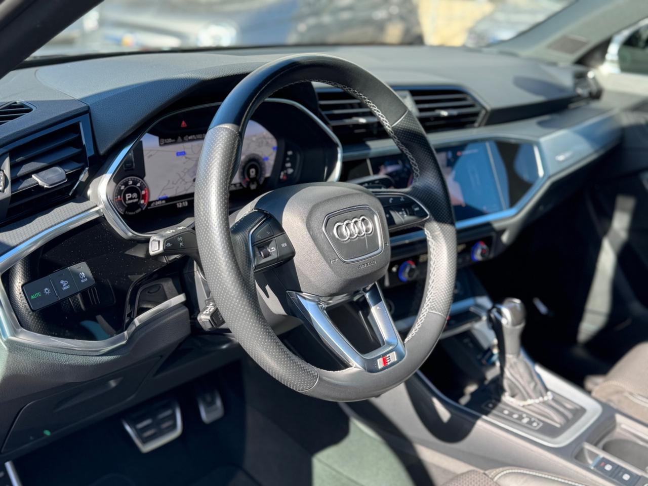 Audi Q3 SPB 35 TDI S tronic line