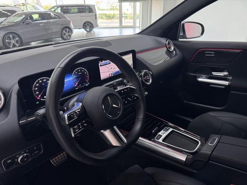 Mercedes-Benz GLA GLA 180 AMG Line LED CAMERA 360 KEYLESS