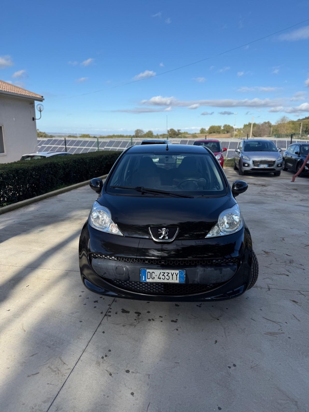 Peugeot 107 1.0 68CV 5p. Plaisir