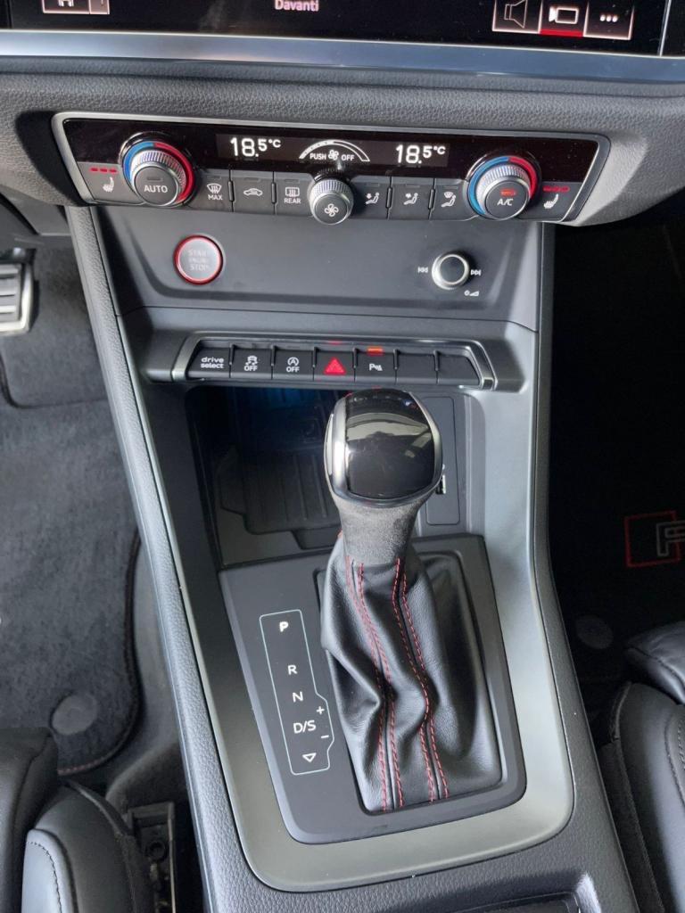 Audi Q3 RS SPB quattro S tronic