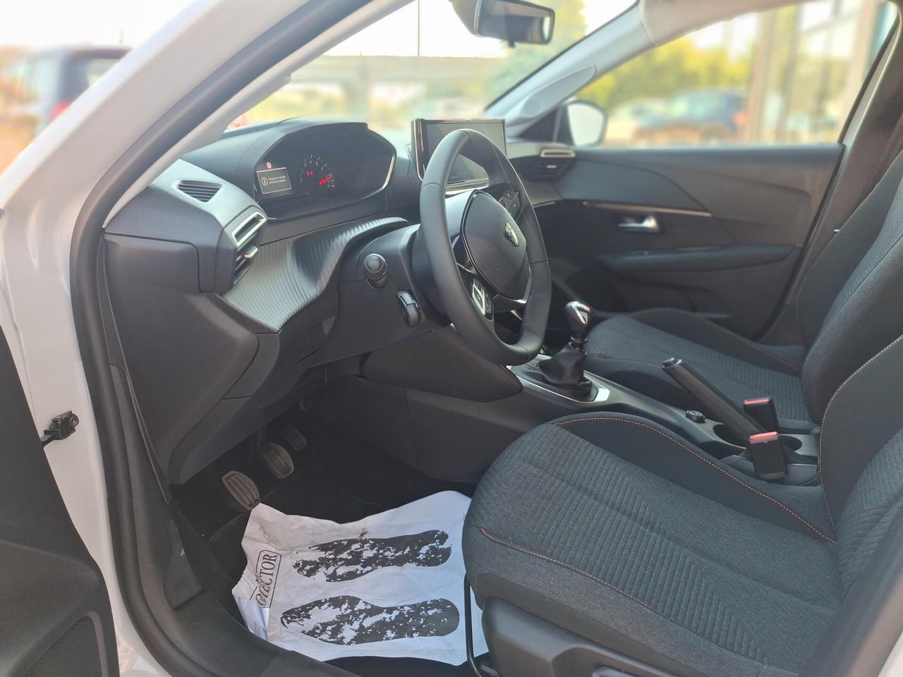 Peugeot 208 208, style