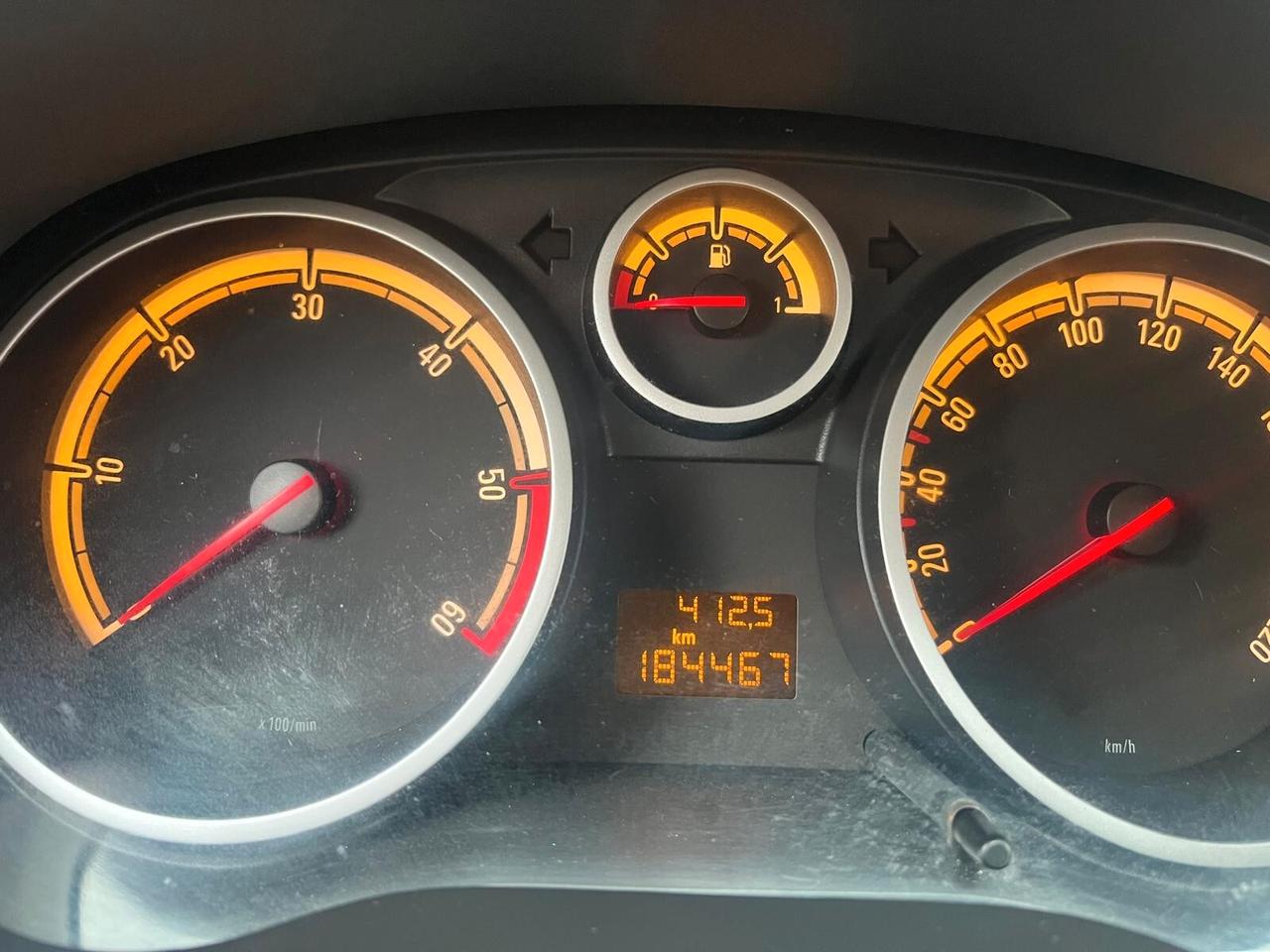 Opel Corsa 1.3 CDTI 75CV