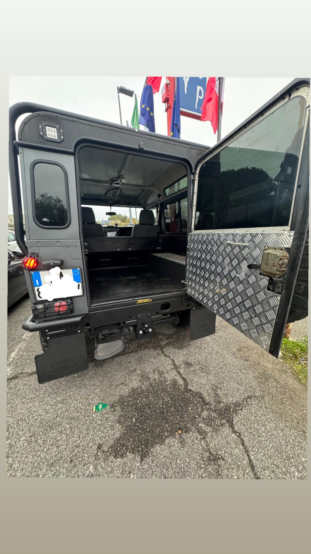 Land Rover Defender 90 2.5 Td5 Station Wagon E