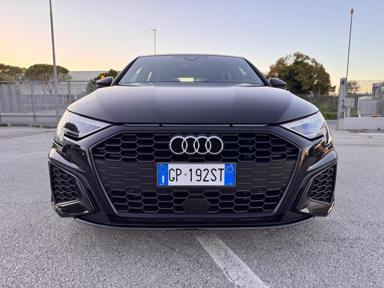 Audi A3 SPB 45 TFSI e S tronic line edition Identity Black