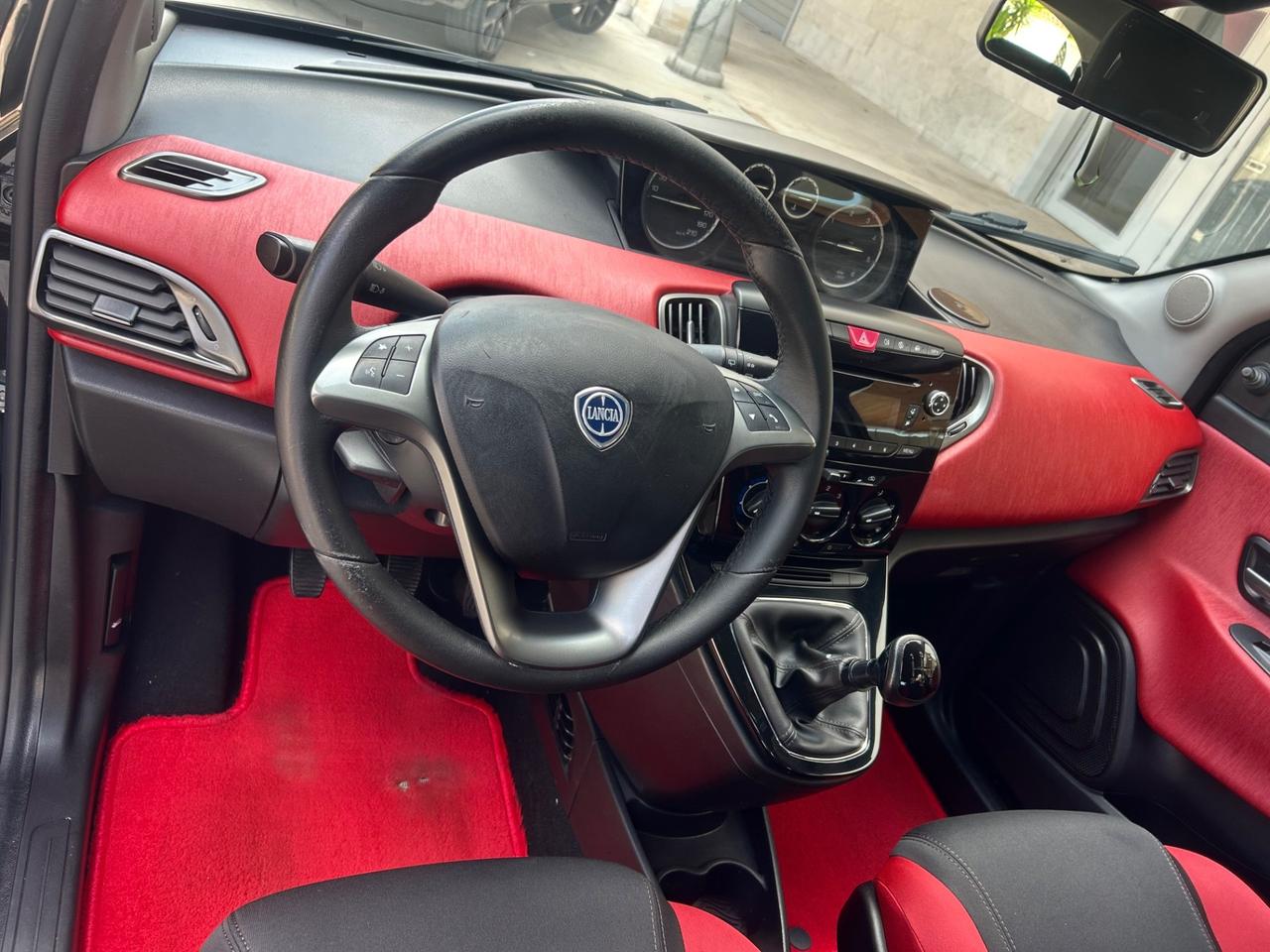 Lancia Ypsilon 1.3 MJT 16V 95 CV 5 porte S&S Platinum