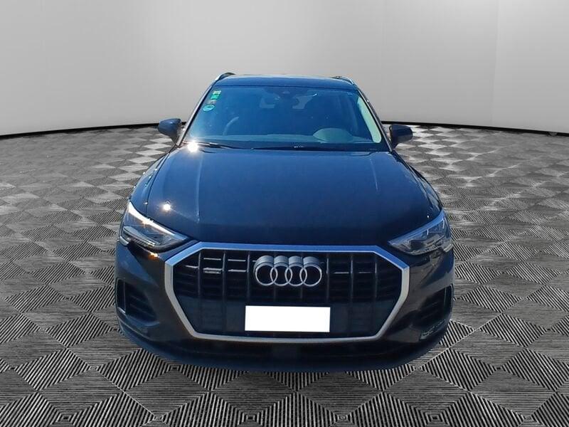 Audi Q3 35 TDI quattro S tronic Business