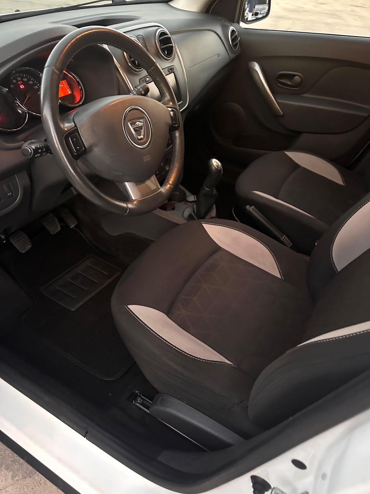 Dacia Sandero Stepway 1.5 dCi 8V 90CV Prestige 2014