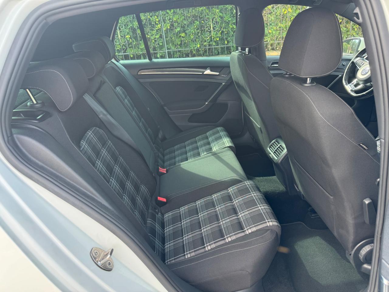 Volkswagen Golf GTD 2.0 TDI 5p. BlueMotion Technology 184 cv